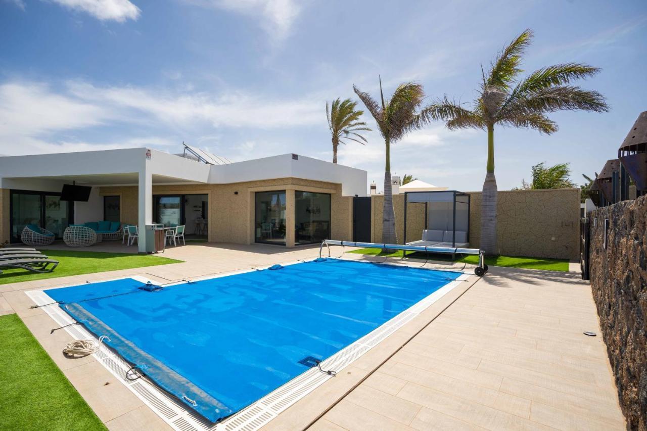 Sea Breeze Villas Lapa And Claca Playa Blanca Dış mekan fotoğraf
