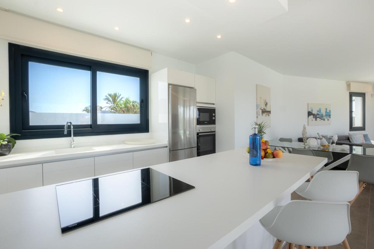 Sea Breeze Villas Lapa And Claca Playa Blanca Dış mekan fotoğraf