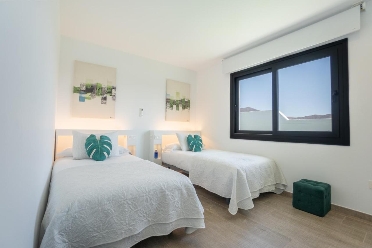 Sea Breeze Villas Lapa And Claca Playa Blanca Dış mekan fotoğraf
